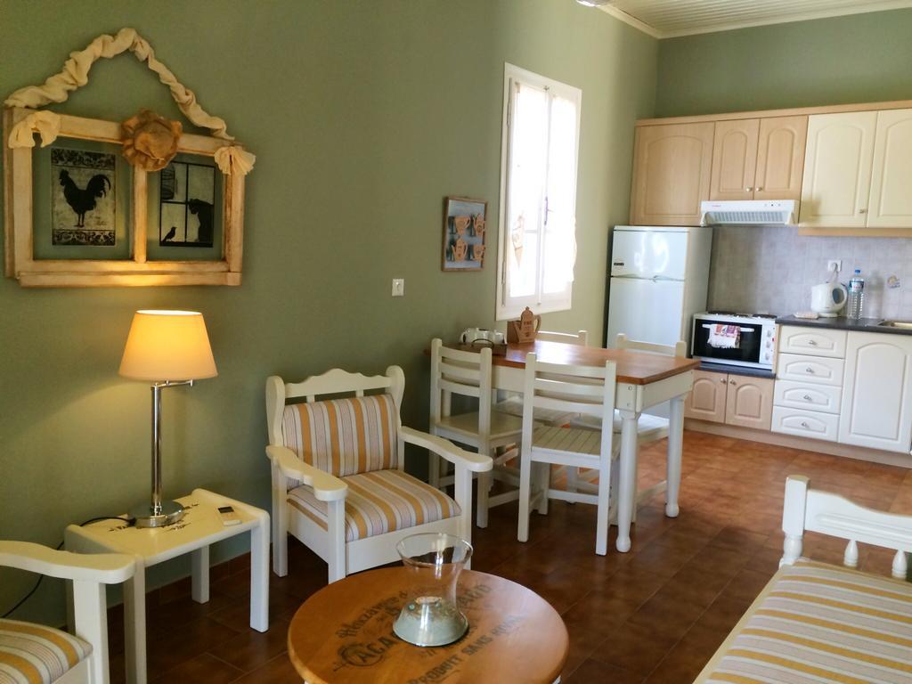 Kiki Apartments 피스카던 객실 사진